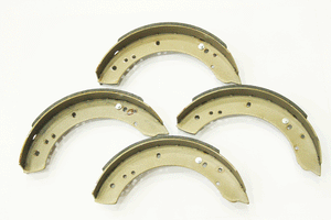 LAND ROVER DEFENDER 110/130 REAR BRAKE SHOE SET 1983-1993 - STC2797AM.